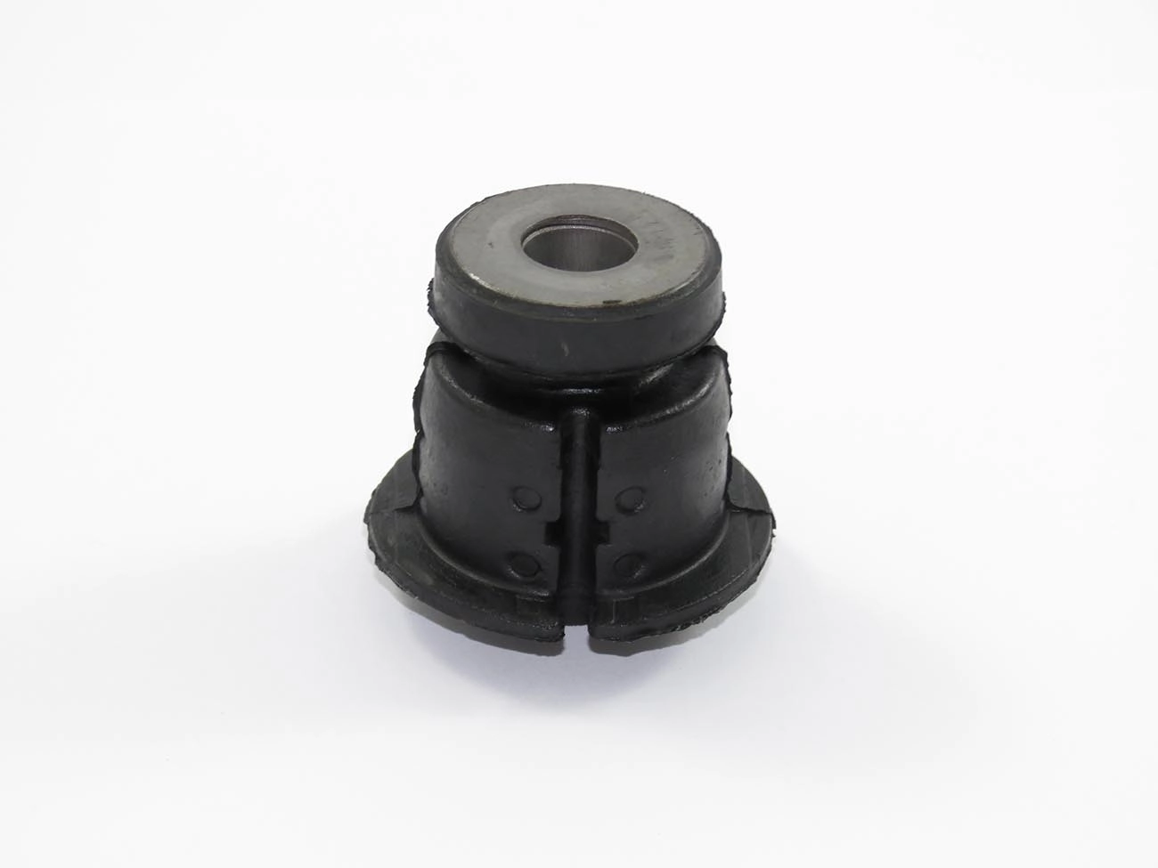 BUCHA SUSPENSAO VW GOL/VOYAGE/PARATI/SAVEIRO 86/97 10MM - DIANTEIRA QUADRO