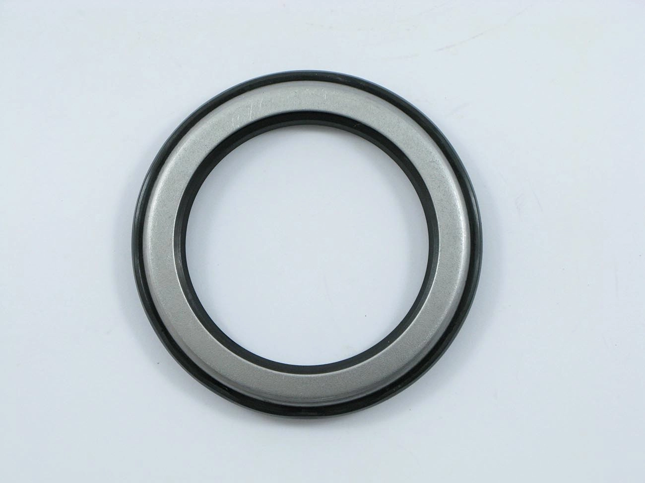 RETENTOR CUBO RODA TRASEIRA/DIANTEIRA 62,00X85,00X8,00X10,70MM TOYOTA BANDEIRANTE 4X4 83/ TROLLER TR4 TRASEIRO 62X85X8X10,70