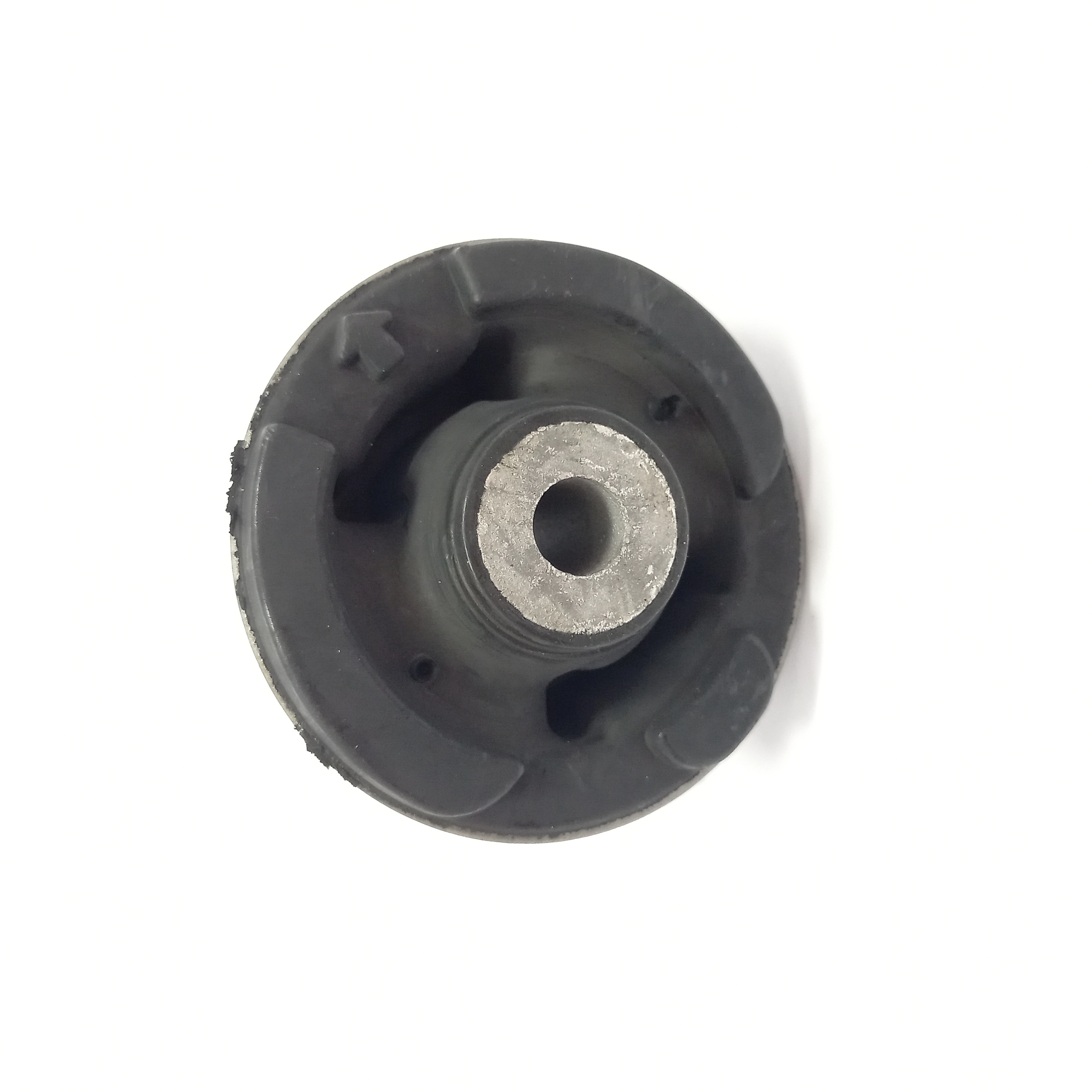 BUCHA EIXO TRASEIRO TOYOTA YARIS 2018/ - FURO 12MM - 84,7X69,2X12MM