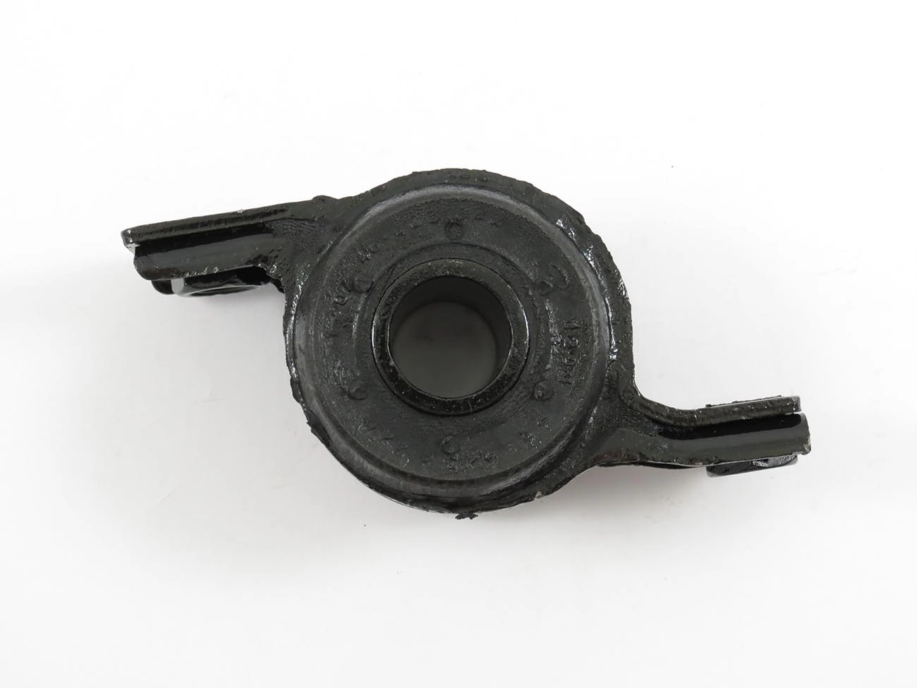 BUCHA TRASEIRA ESQUERDA DA BANDEJA DIANTEIRA FIAT TIPO/TEMPRA SW/MAREA/BRAVA - FURO 20,9MM