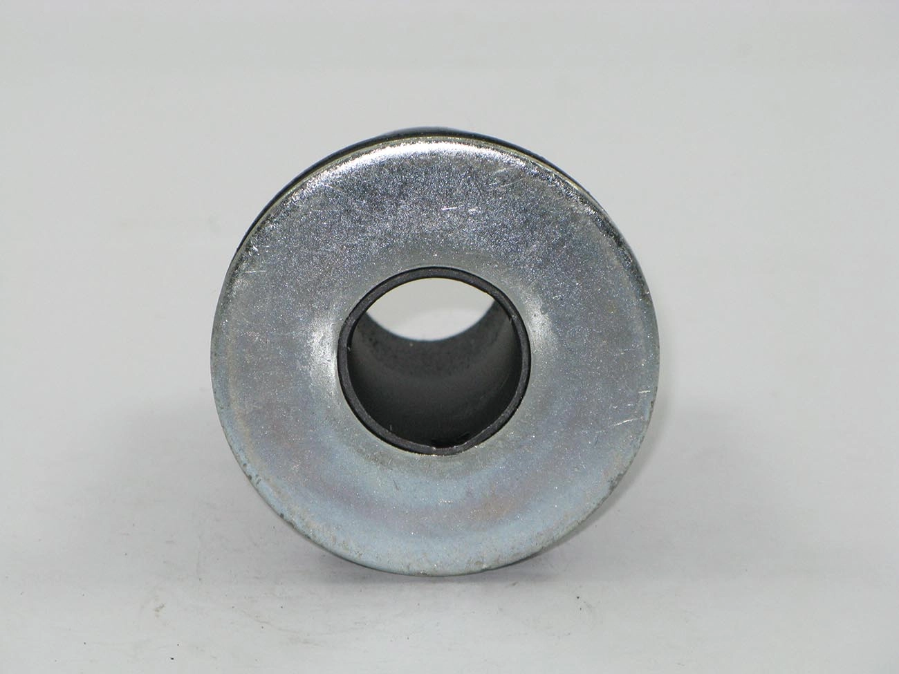 BUCHA TRASEIRA BANDEJA INFERIOR RENAULT MASTER 1998/2012 - SUSPENSÃO DIANTEIRA