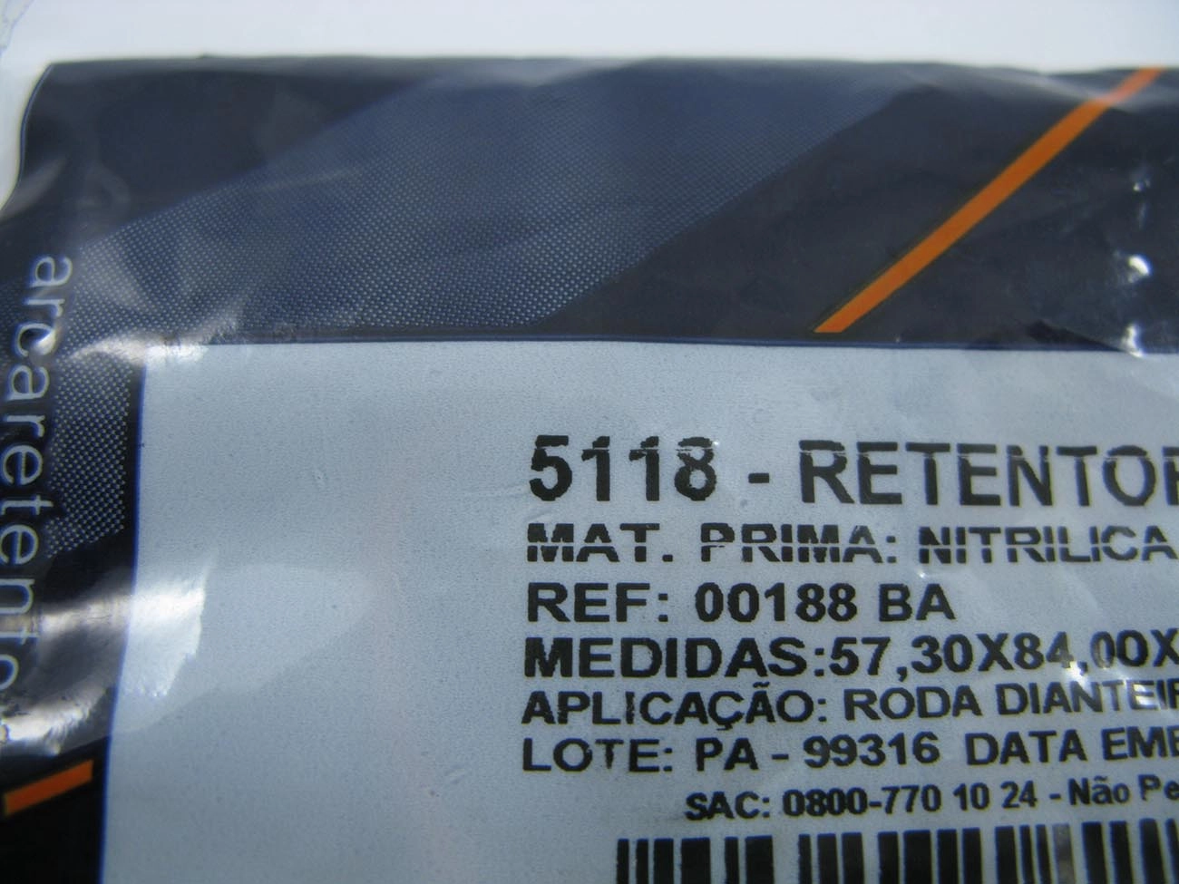 RETENTOR CUBO RODA DIANTEIRO 57,30X84,00X8,00MM DIANTEIRA VW 6.80/6.90/7.90/7.110/7.100/8.140 57,30X84X8MM