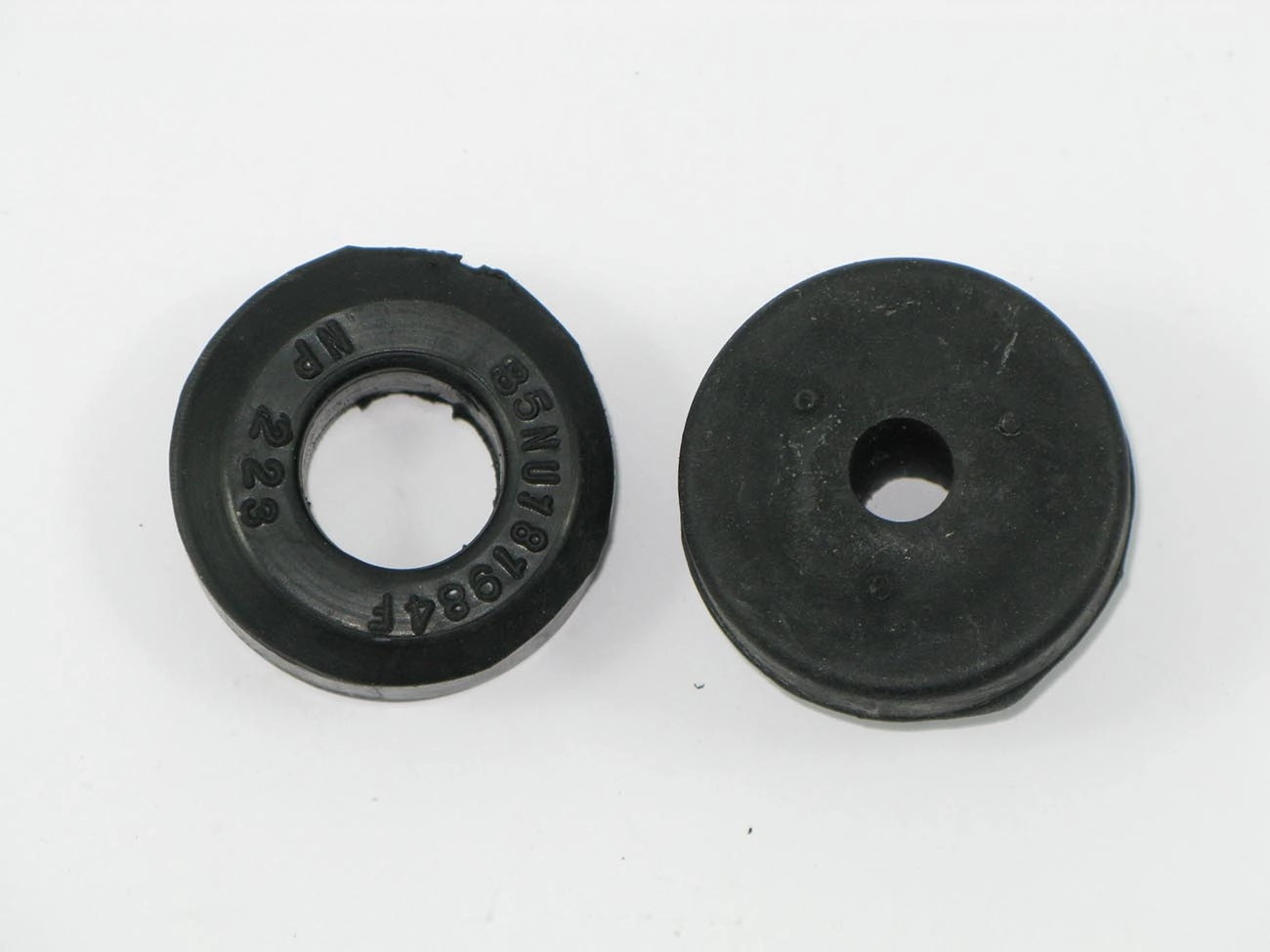 KIT BUCHAS AMORTECEDOR DIANTEIRO SUPERIOR TRASEIRO OU INFERIOR BUCHA FORD CORCEL/ESCORT