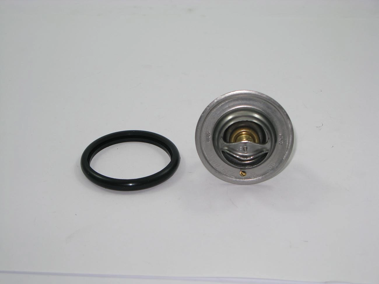 VÁLVULA TERMOSTÁTICA SÉRIE OURO GASOLINA VALVULA TERMOSTATICA FORD ESCORT 97/ FOCUS 1.8/2.0 MONDEO 93/