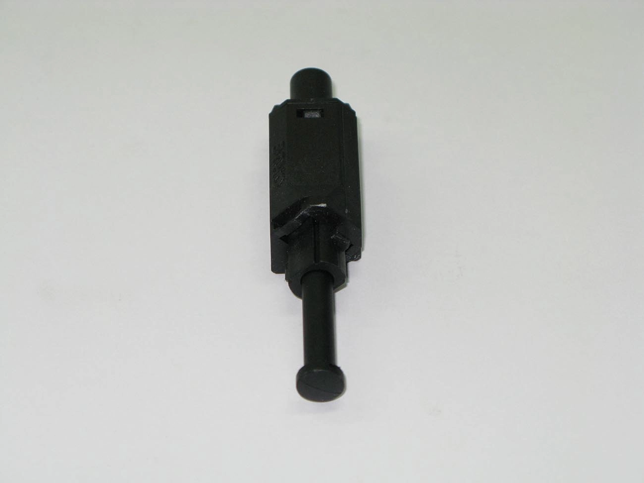 INTERRUPTOR LUZ FREIO VW SANTANA/PARATI/GOL/POLO/GOLF SEAT CORDOBA/IBIZA