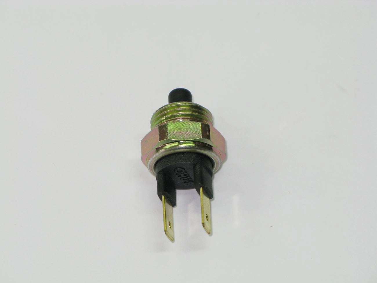 INTERRUPTOR DE LUZ DE RE - VW GOL/VOYAGE/PARATI/SAVEIRO/PASSAT - 4 MARCHAS