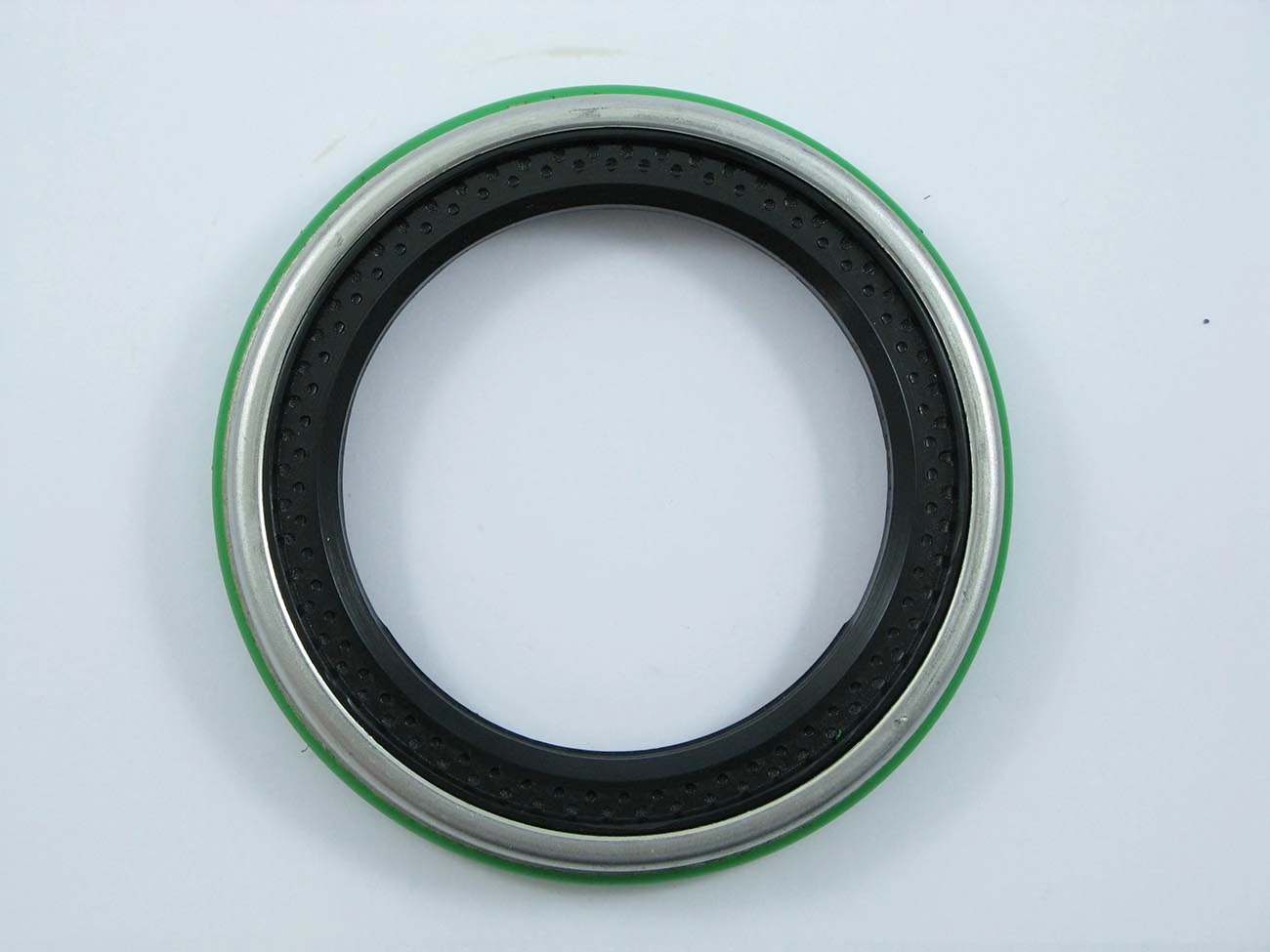 RETENTOR CUBO RODA TRASEIRO ROCKWELL 98,40X144,50X13,50X25,00MM TRASEIRA VW 11.130/11.140/13.130/22.140