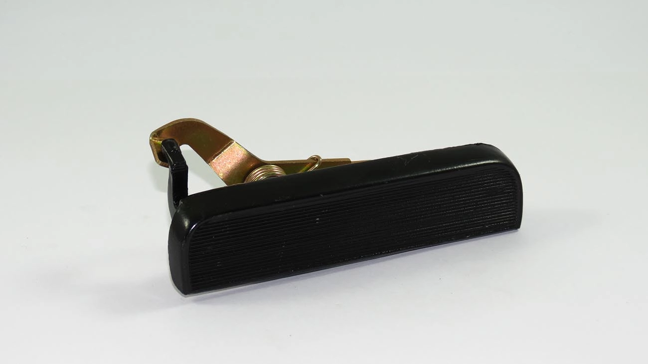 MACANETA EXTERNA GM CHEVETTE/CHEVY/MONZA/KADETT/IPANEMA - ESQUERDA PRETA