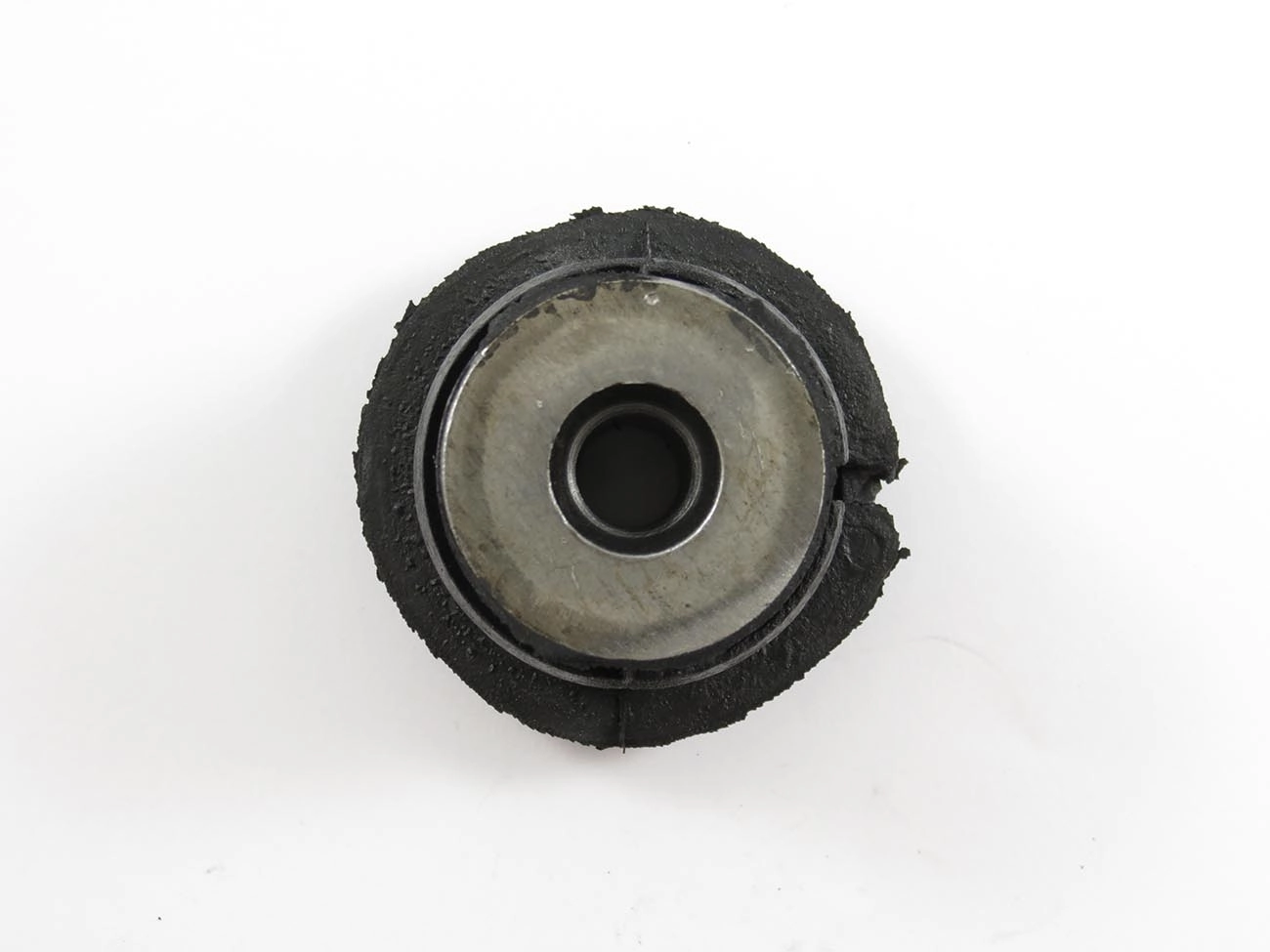 BUCHA SUSPENSAO VW GOL/VOYAGE/PARATI/SAVEIRO /86 - PASSAT TODOS - DIANTEIRA QUADRO