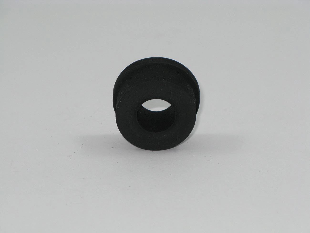 BUCHA ESTABILIZADOR MB 912/914 - METADE