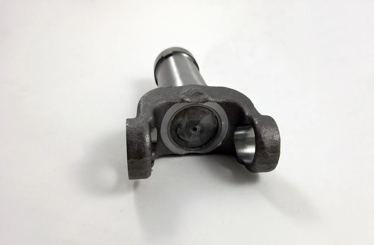 LUVA DO CARDAN 16 ESTRIAS WILLYS 6C F-100 60/68 KOMBI 1600 C-10/14 3M 64/76 - PARA CRUZETA 5-153XS