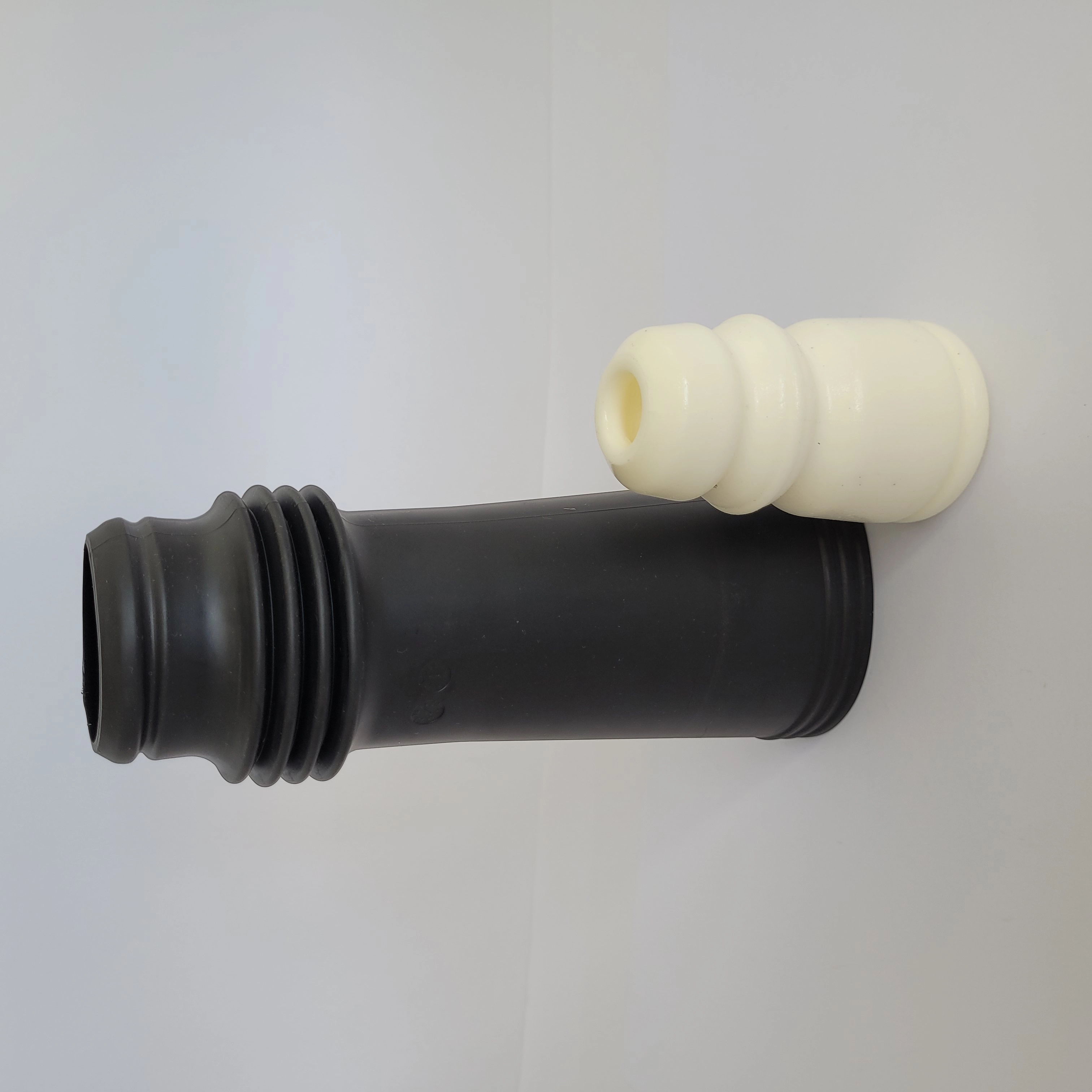 KIT AMORTECEDOR TRASEIRO HYUNDAI IX35 2010/ - KIA SPORTAGE 2010/ - BATENTE/COIFA