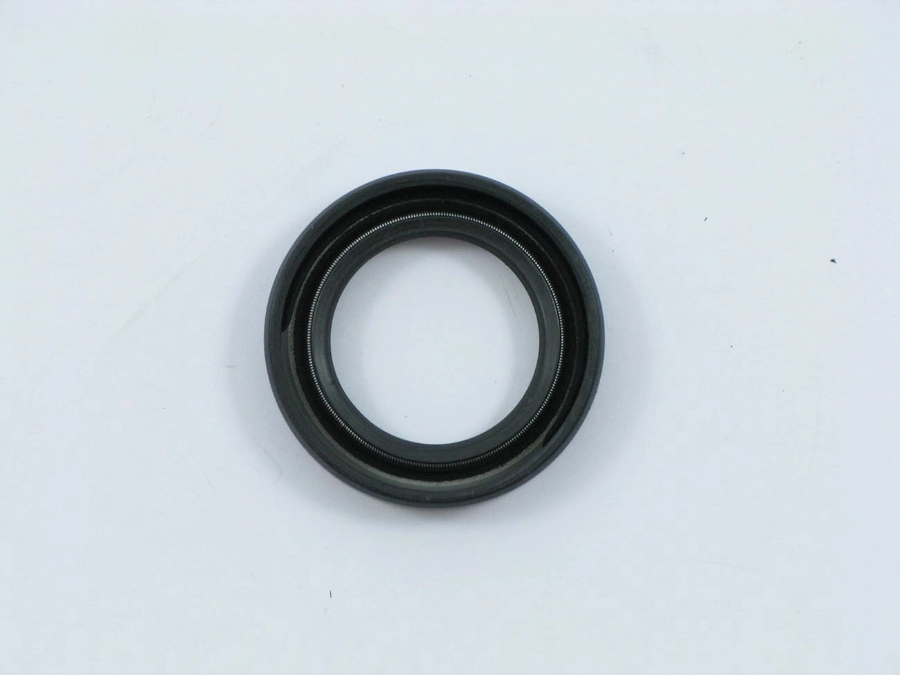 RETENTOR POLIA JOHN DEERE - TRANSMISSAO E REVERSORA 26X40X8