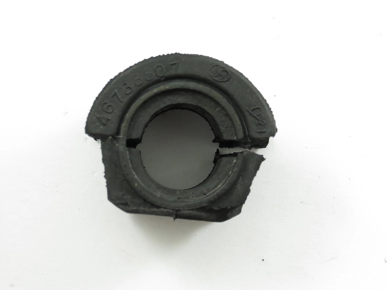 BUCHA ESTABILIZADOR DIANTEIRO FIAT PALIO WEEKEND 01/03 - STRADA 1.5 99/01 - SIENA 01/16 - FURO 21MM