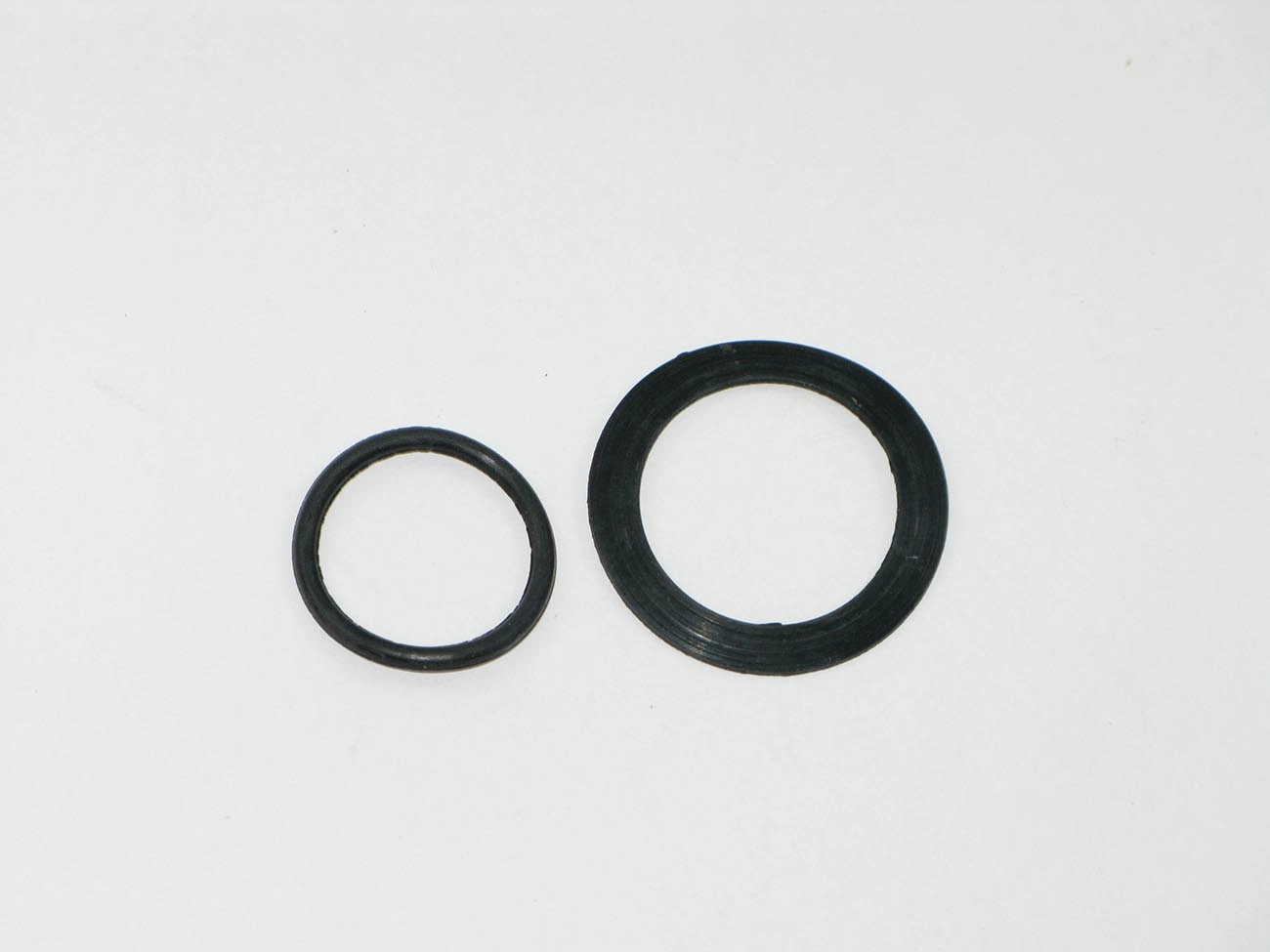 FILTRO COMBUSTIVEL VW POLO 02/05 - GOLF 1.6 01/ - JETTA 2.5 05/07 - AUDI A3 1.6 07/