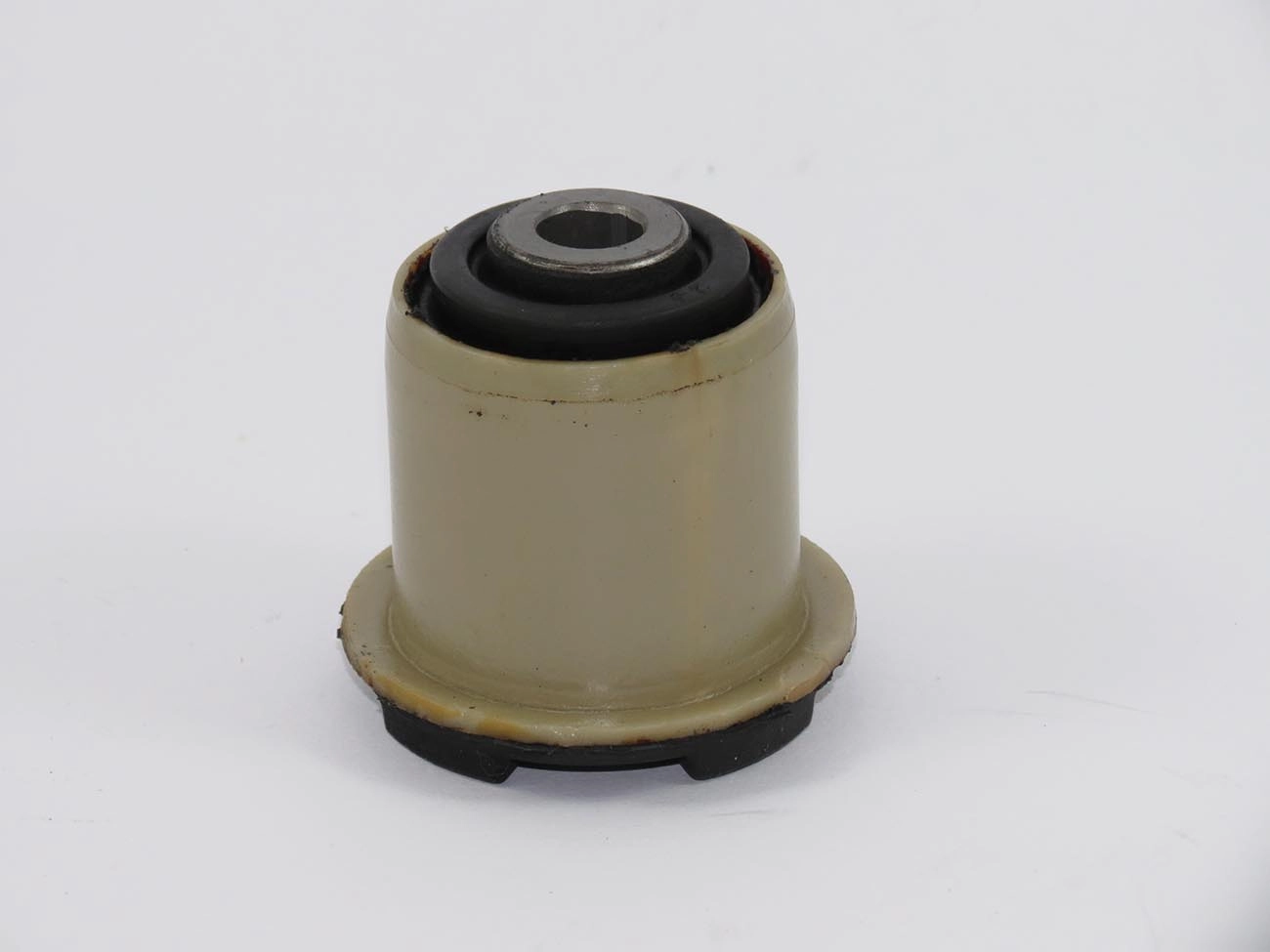 BUCHA TRASEIRA BANDEJA DIANTEIRA GM VECTRA 06/11 - GT/GTX  07/11 - ASTRA/ZAFIRA 99/ - SUSPENSÃO DIAN