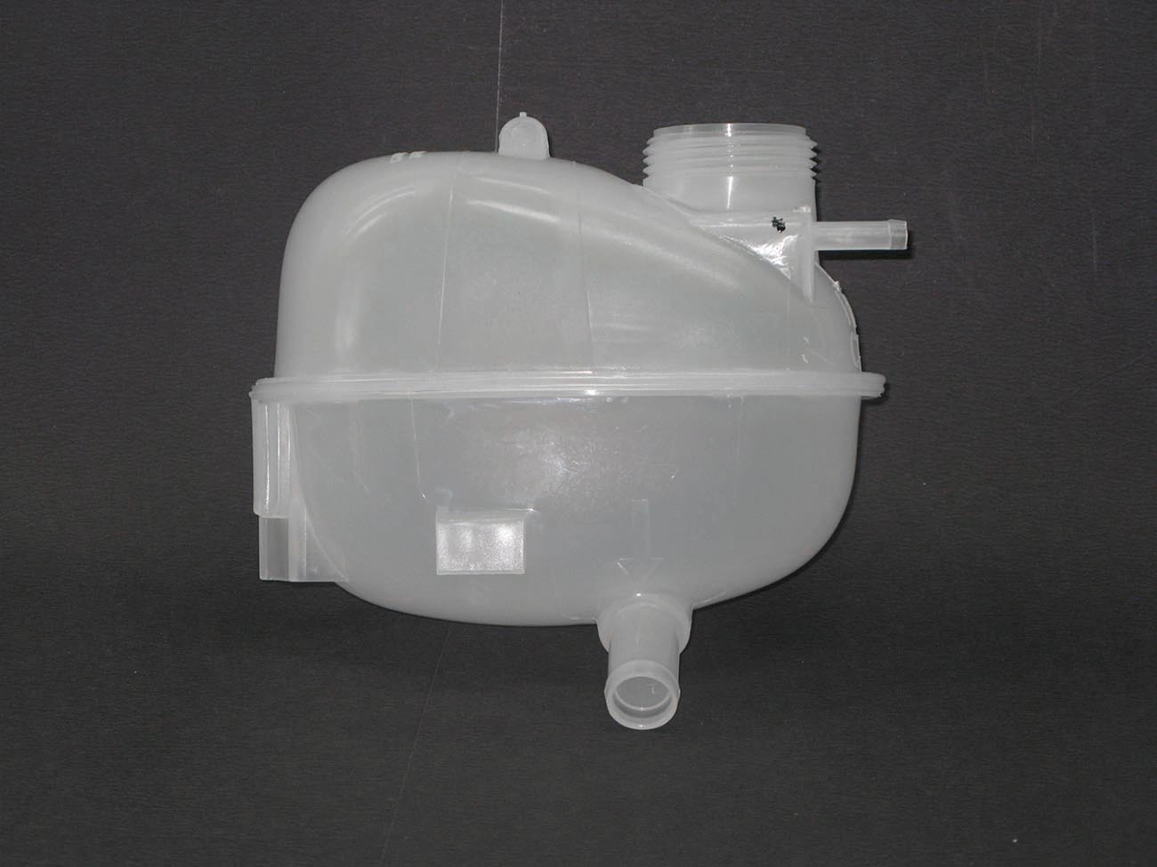 RESERVATORIO AGUA GM NOVO CORSA 2002/ - S/AR CONDICIONADO - 2 SAIDAS