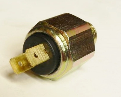 INTERRUPTOR DE FREIO - FORD F-7000/9000/12000/14000 - 77/ TODOS