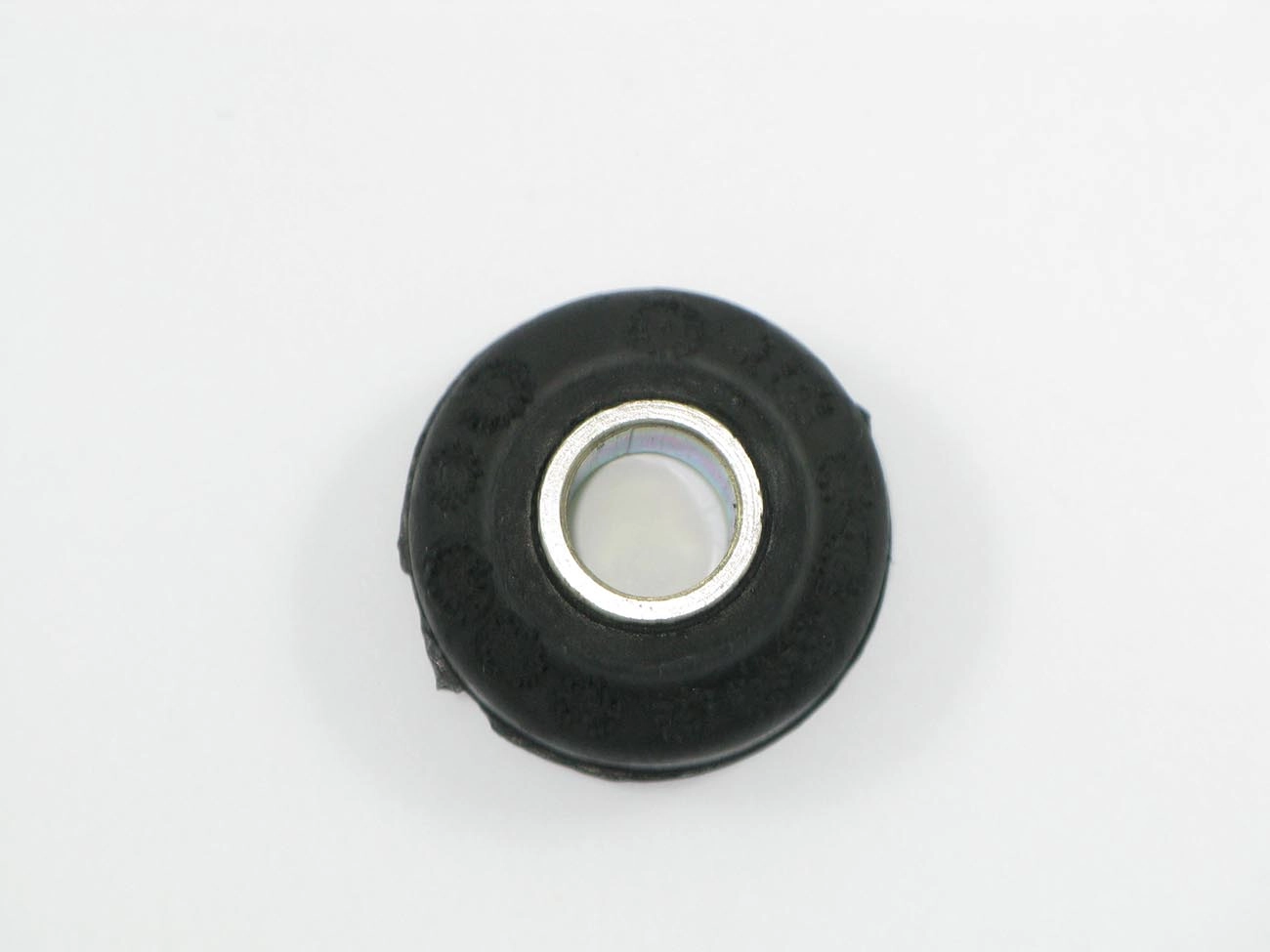 BUCHA BRAÇO TENSOR SUSPENSÃO DIANTEIRA TIRANTE FIAT UNO/PREMIO/ELBA/FIORINO DIANTEIRO