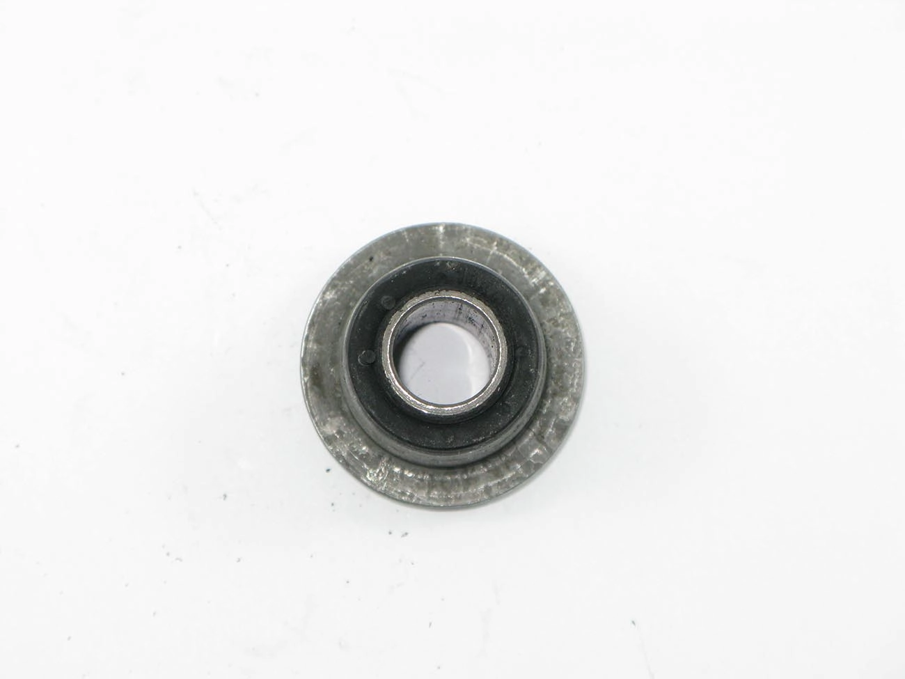 BUCHA BANDEJA SUSPENSÃO TRASEIRA LADO EIXO FIAT UNO/PREMIO/ELBA /88 1.5R CSL 91/93