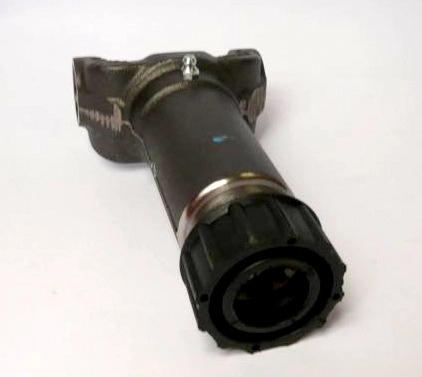 LUVA CARDAN 16 ESTRIAS PARA CRUZETA 5-273XS FORD F-1000 90/
