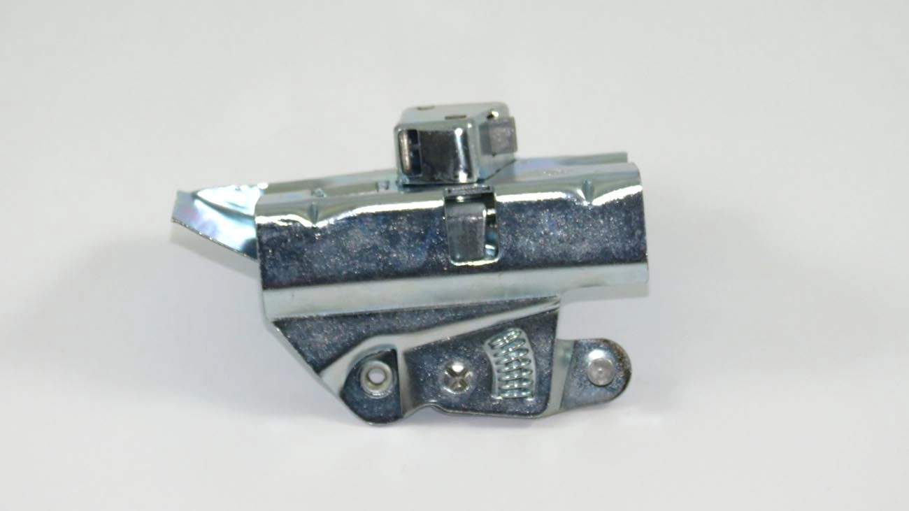 FECHADURA PORTA VW FUSCA /77 - DIREITA