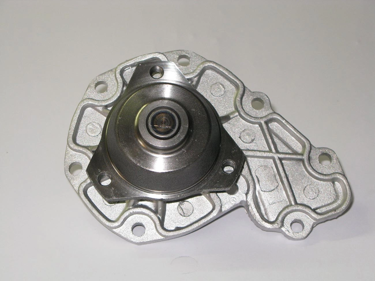 BOMBA AGUA FORD ESCORT/VERONA CHT - VW GOL/VOYAGE/SAVEIRO 89/96 AE