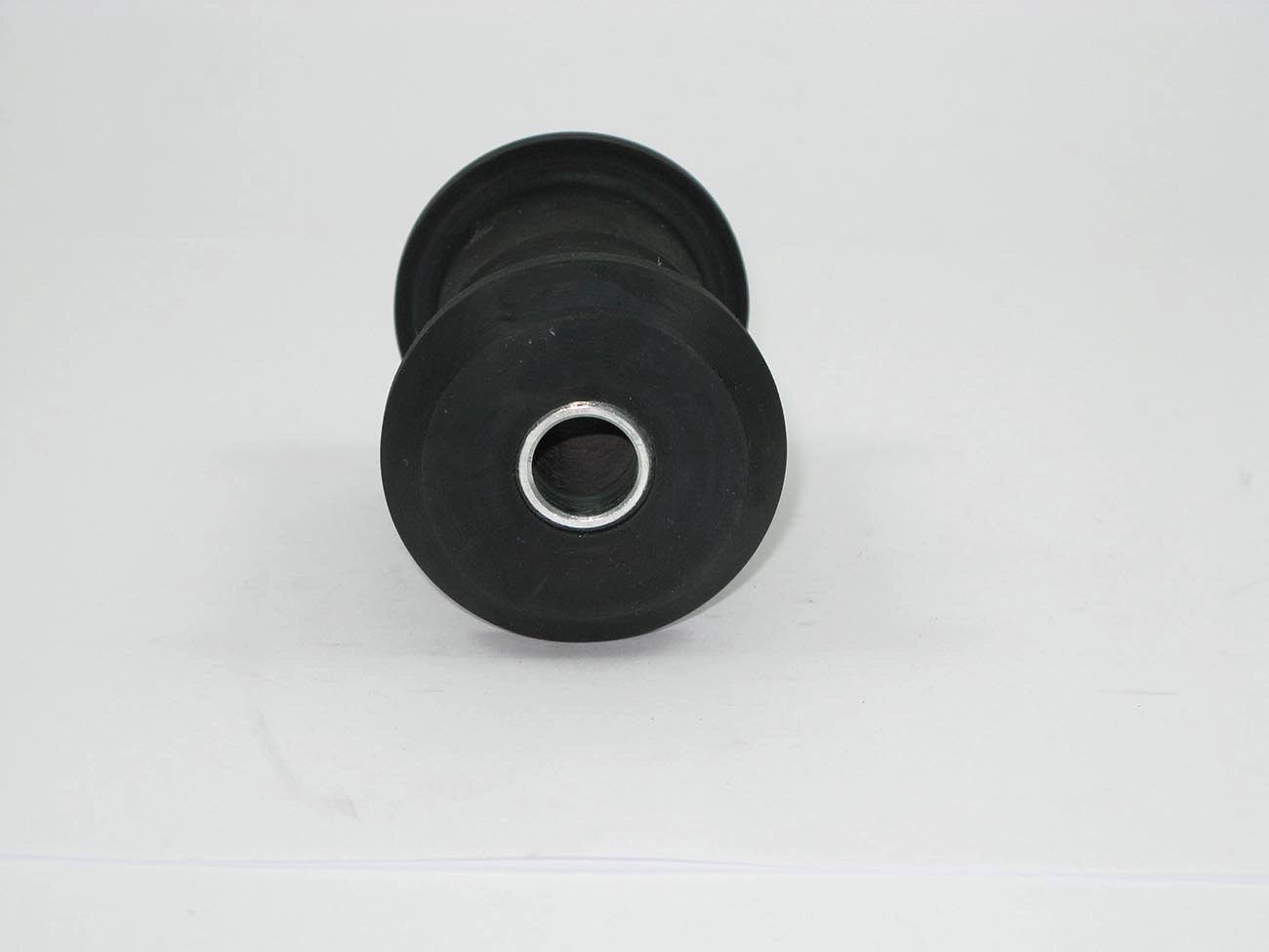 BUCHA MOLA VW 6.80/6.90/7.90/7.110 DIANTEIRA/TRASEIRA - VW 11.130/13.130/14.140 DIANTEIRA