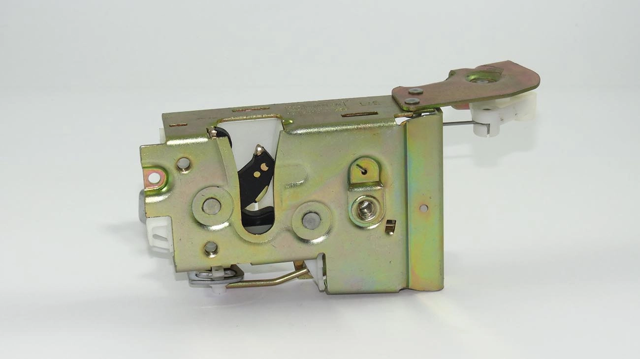 FECHADURA PORTA FORD ESCORT 93/96 2 PORTAS - MECANICA - ESQUERDA