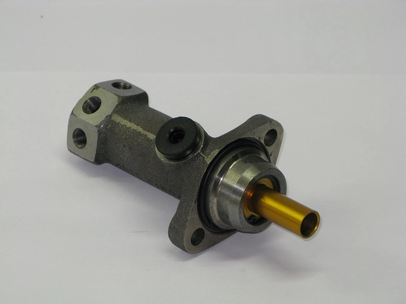 CILINDRO MESTRE FREIO SIMPLES VW KOMBI 75/81 - 23.81MM