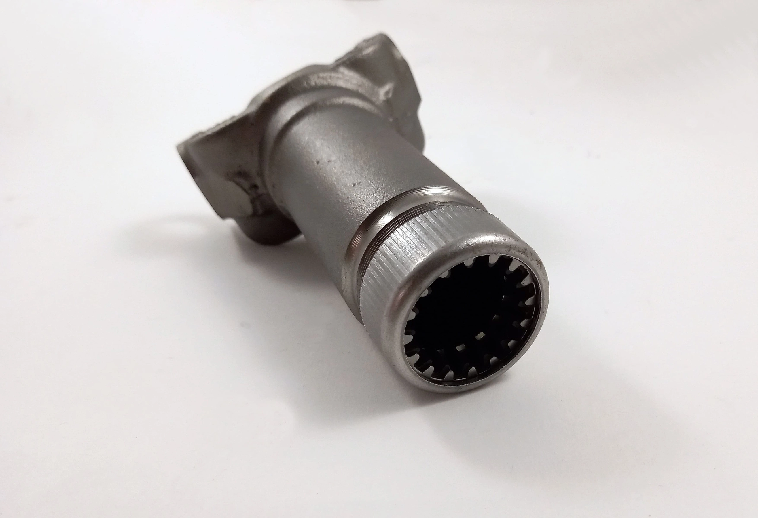 LUVA DO CARDAN 16 ESTRIAS FORD F-350/400 71/85 F-4000 /82 A/C/D-10/20 82/ - PARA CRUZETA 5-273XS