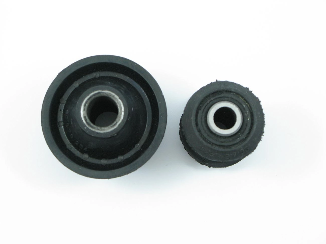 KIT BUCHAS BANDEJA SUSPENSÃO DIANTEIRA PARA UM LADO GM VECTRA 1994/1996