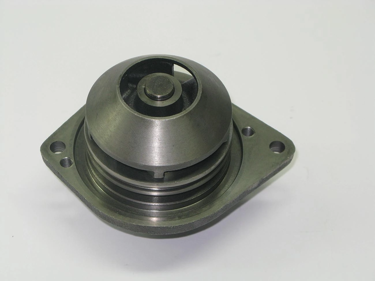 BOMBA ÁGUA LINHA PESADA AGUA FORD/VW TODOS SERIE 10 MWM 4.10/6.10