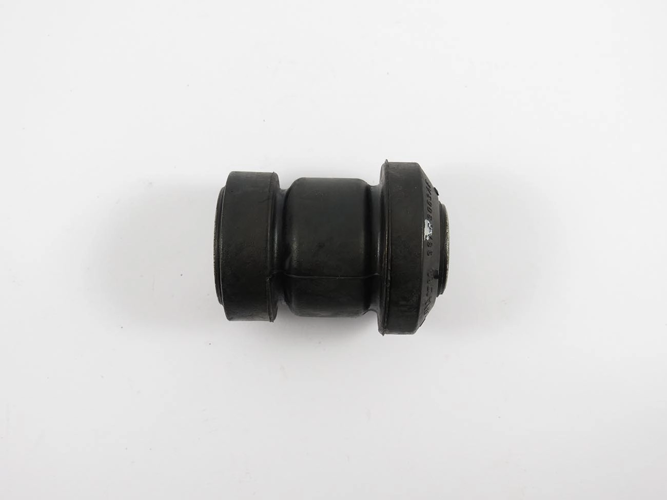 BUCHA DIANTEIRA BANDEJA DIANTEIRA FORD FOCUS 00/ - SUSPENSÃO DIANTEIRA