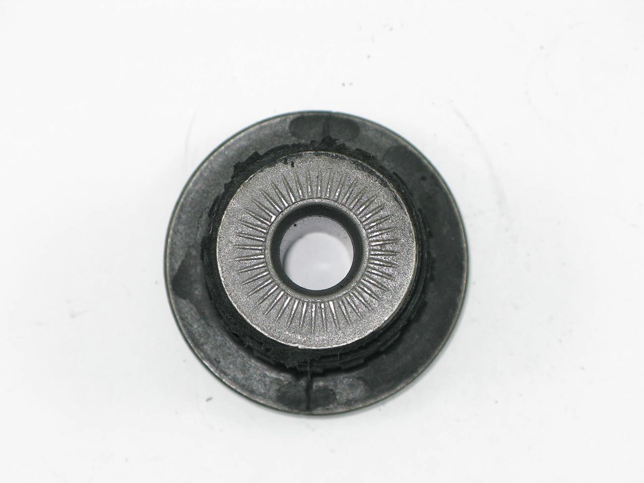BUCHA DIANTEIRA QUADRO MOTOR 12 MM SUSPENSAO VW SANTANA/QUANTUM 95/ 12MM