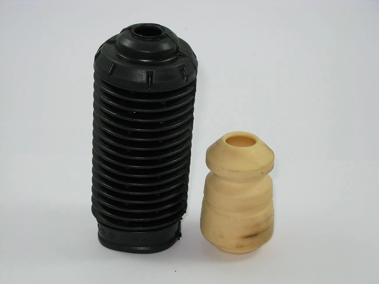 KIT AMORTECEDOR DIANTEIRO VW LOGUS/POINTER