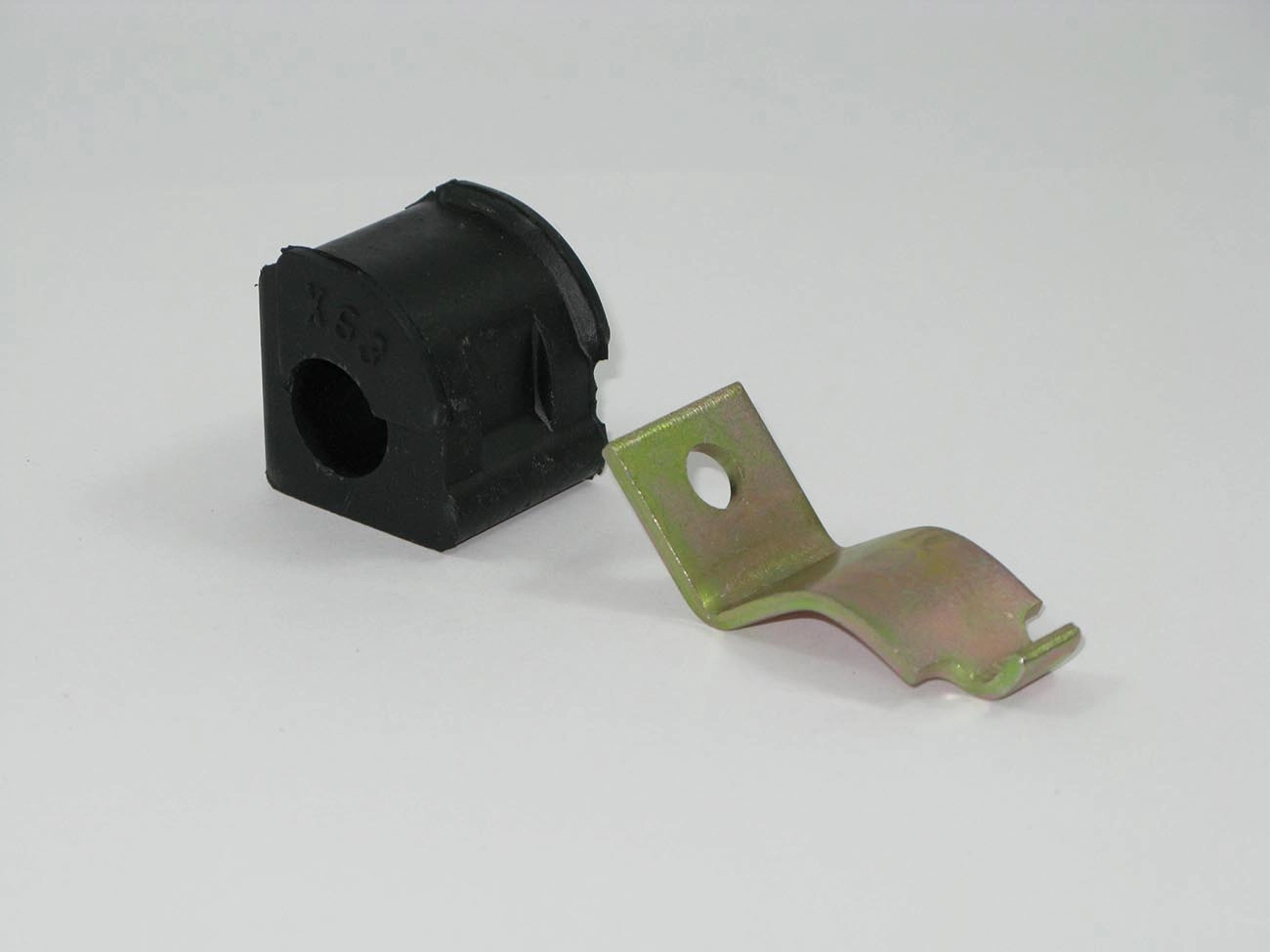 KIT BARRA ESTABILIZADORA SUSPENSÃO DIANTEIRA FURO 17MM PARA UM LADO BUCHA ESTABILIZADOR DIANTEIRO VW GOLF 1994/1998 EXCETO GTI