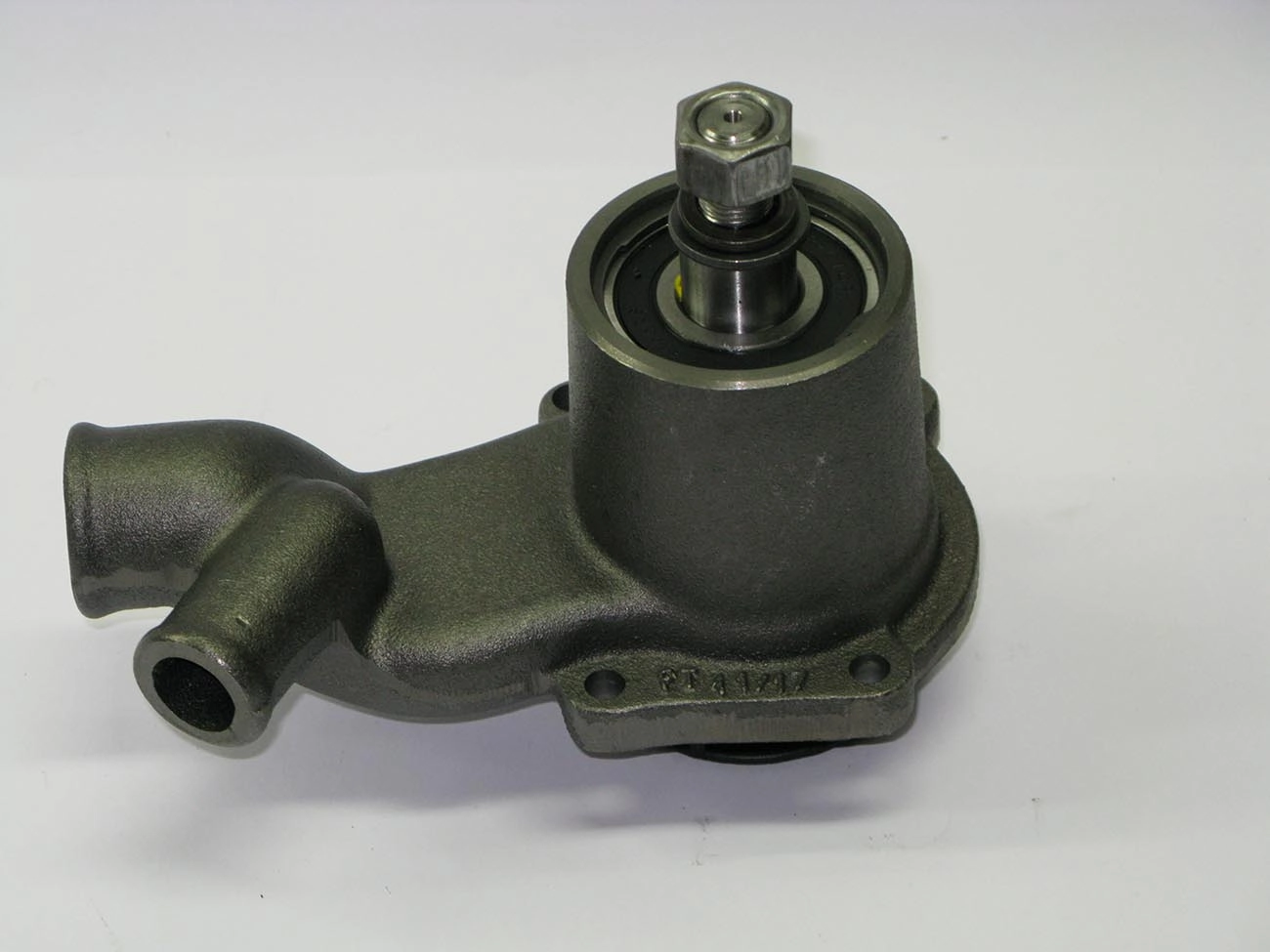 BOMBA ÁGUA SEM POLIA MF 292/610/620/5275/5310 - MOTOR 4000