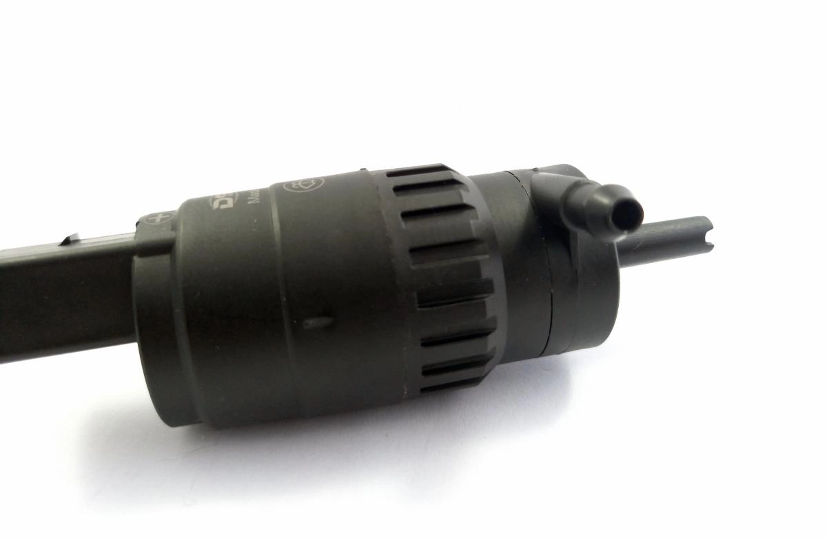ELETROBOMBA LIMPADOR PARA BRISA GM COBALT 11/ - VW GOLF/POLO/VIRTUS - 12V  UMA SAÍDA