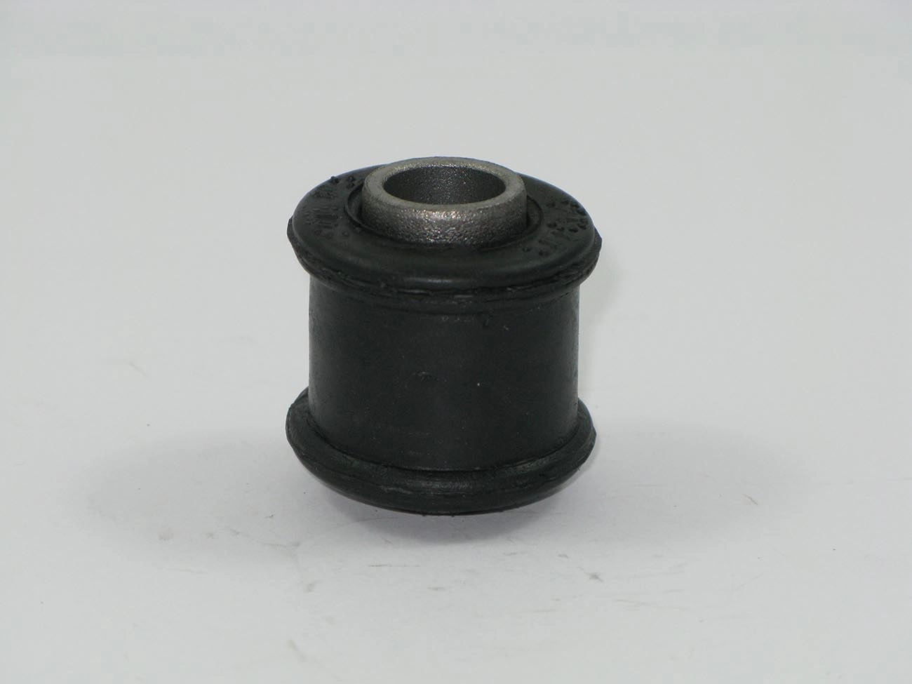 BUCHA AMORTECEDOR FORD F-100/1000/4000 DIANT. INFERIOR - F-100/1000 TRASEIRO