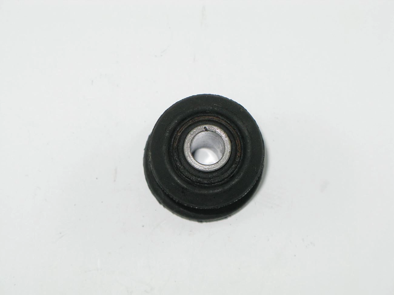 BUCHA TRASEIRA BANDEJA SUSPENSÃO DIANTEIRA GM OMEGA/SUPREMA 1993/1998
