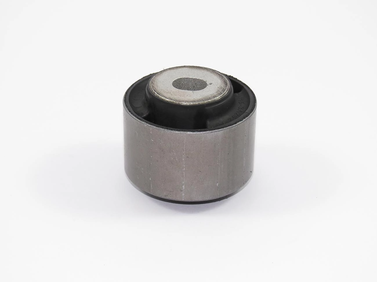 BUCHA TRASEIRA BANDEJA DIANTEIRA FORD NOVA ECOSPORT 13/ - NEW FIESTA 10/19