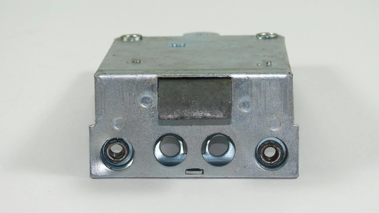 FECHADURA PORTA VW KOMBI 1500 /75 - ESQUERDA