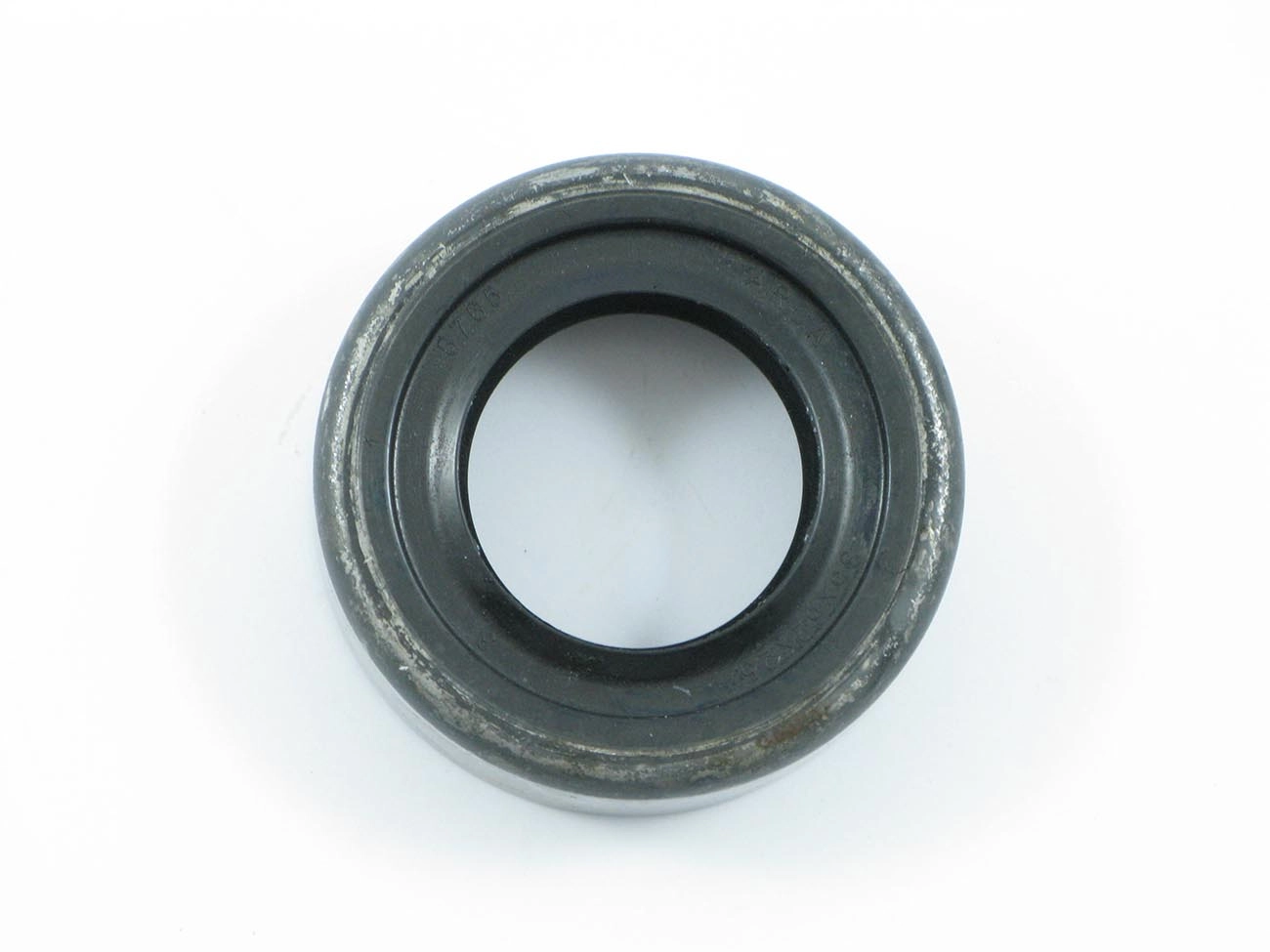 RETENTOR PINHÃO DIFERENCIAL DIANTEIRO TROLLER T4 -  35X62X25MM