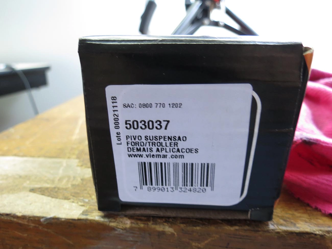 PIVÔ SUSPENSÃO INFERIOR FORD F-1000 1992/1998 - TROLLER T4 2001/2014 - DIREITO/ESQUERDO