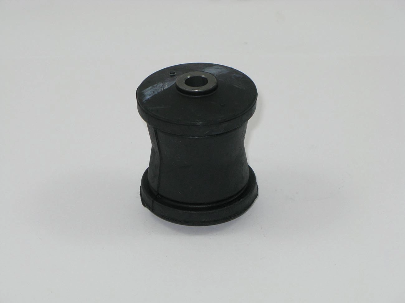 BUCHA EIXO SUSPENSÃO TRASEIRA TRASEIRO GM CORSA 94/01 CLASSIC 02/ CELTA 00/ PRISMA 06/12 TIGRA 98/