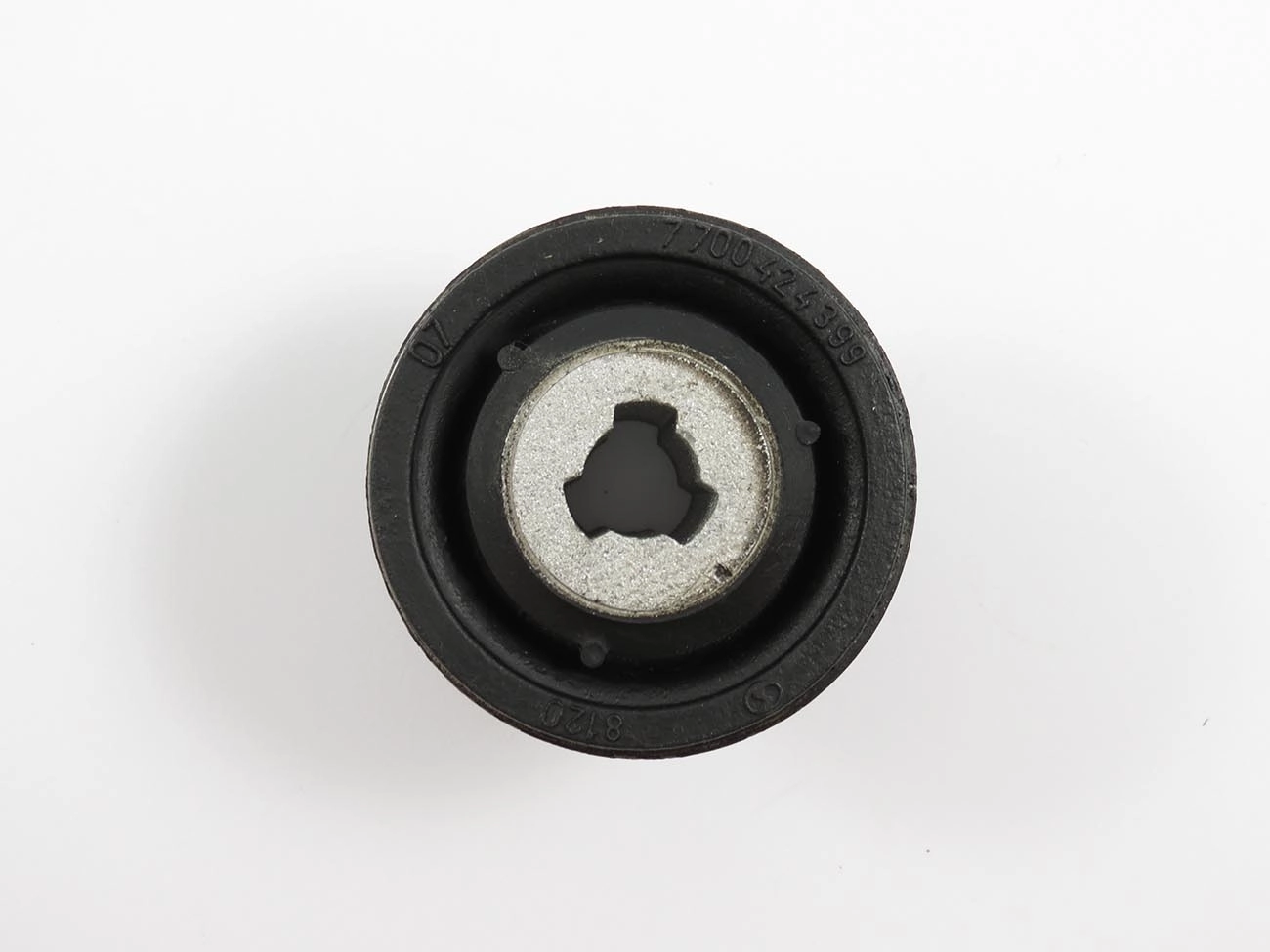 BUCHA DIANTEIRA BANDEJA SUSPENSÃO FURO 12MM RENAULT CLIO 98/ KANGOO 00/ SYMBOL 09/