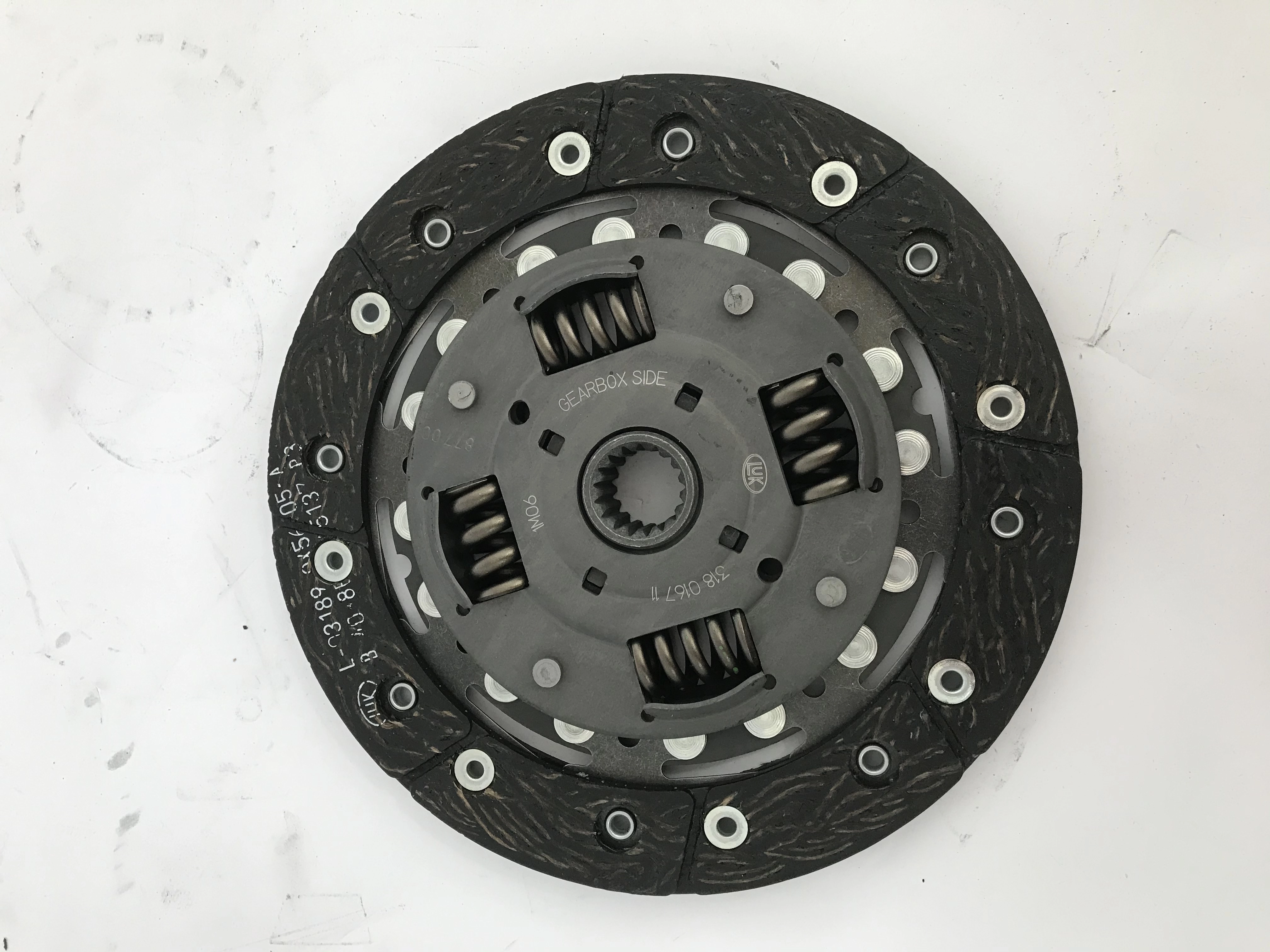KIT DE EMBREAGEM FORD FIESTA/KA 1.0/1.3/1.4 96/ TODOS - NOVO FIESTA 1.0 ASPIRADO - 180MM