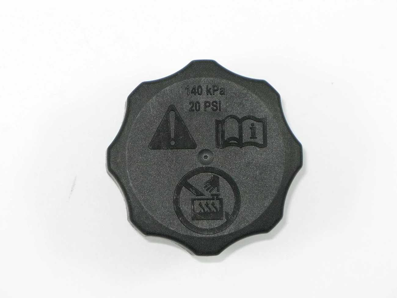 TAMPA RESERVATORIO GM ONIX/PRISMA 12/ - COBALT/CRUZE 11/ - TRACKER 14/ - NOVA S-10 12/ - FIAT TORO