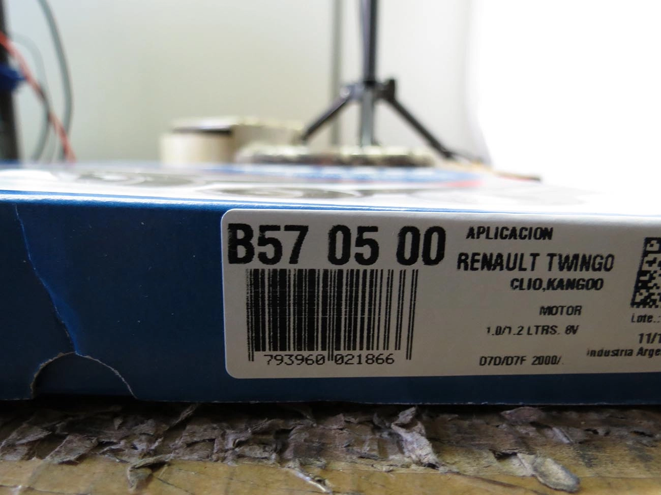 PARAFUSO DE CABECOTE RENAULT CLIO 1.0 8V 2001/ KANGOO 1.0/1.2 2002/2007 TWINGO 1.0 2000/2007